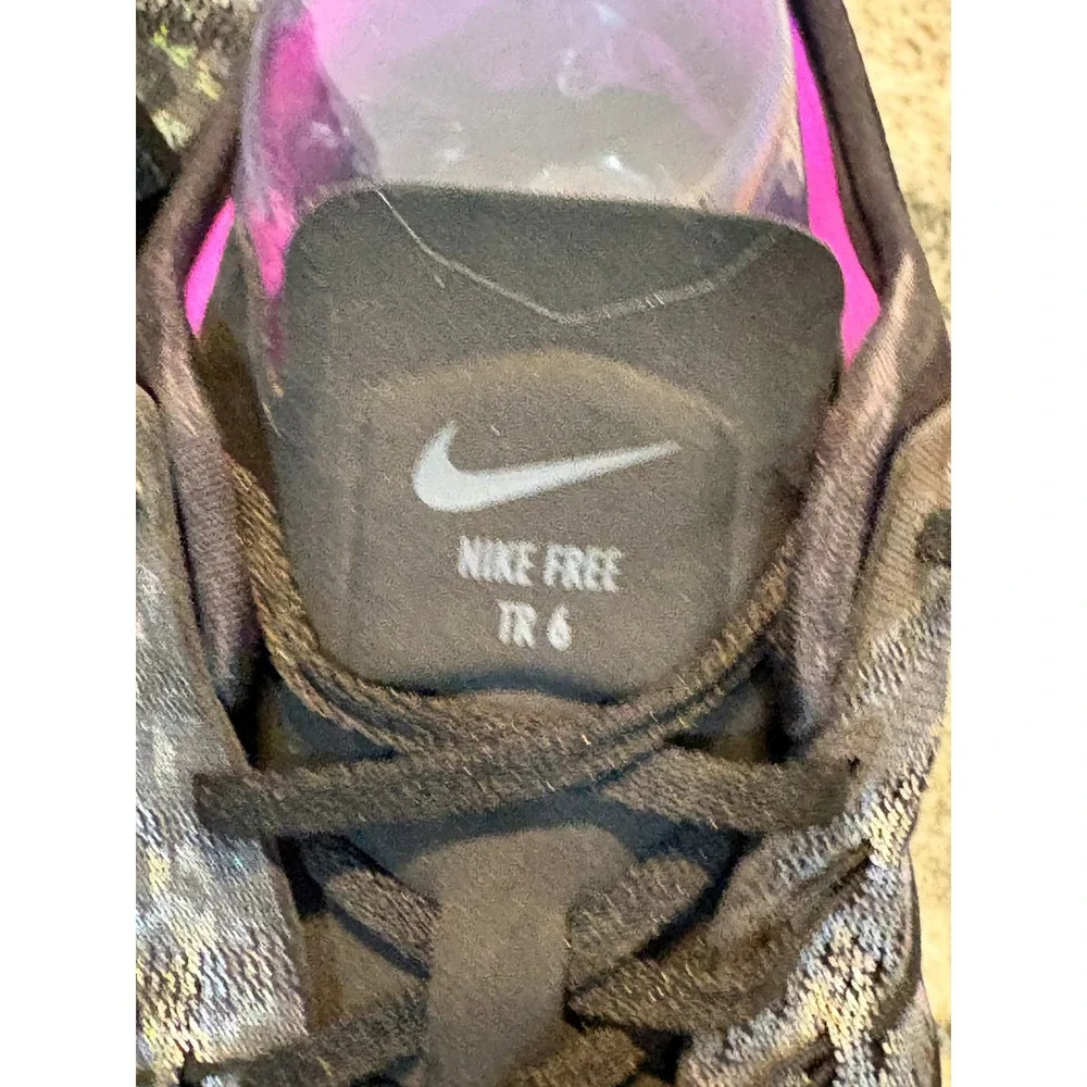 Nike Free TR 6 Womens Training Shoes Black Silver Purple 849805-002 Size 9